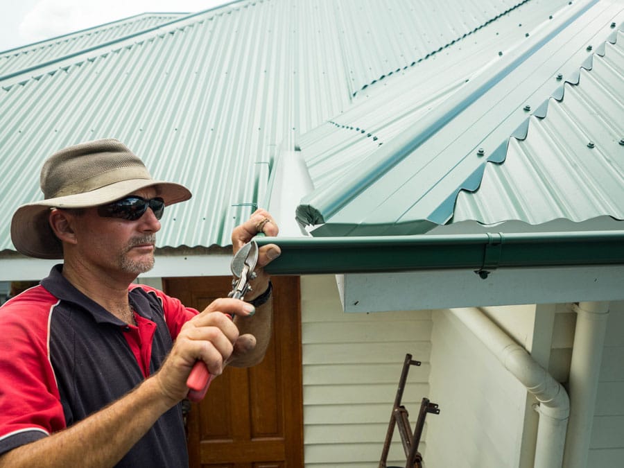 Prevent Water Damage Using Reliable Maintenance And Expert Gutter Repair Solutions