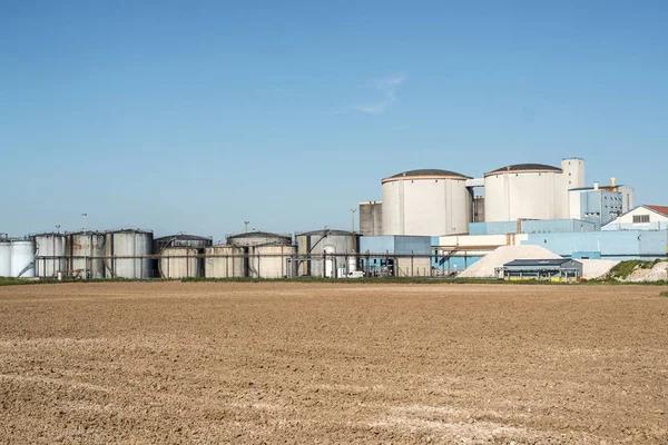 How the Right Pressure Tank Protects Your Water Setup